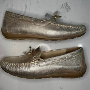 Ara Women’s Amarillo Women's Driving Moccasin Loafer, Metallic Platinum, Size 5